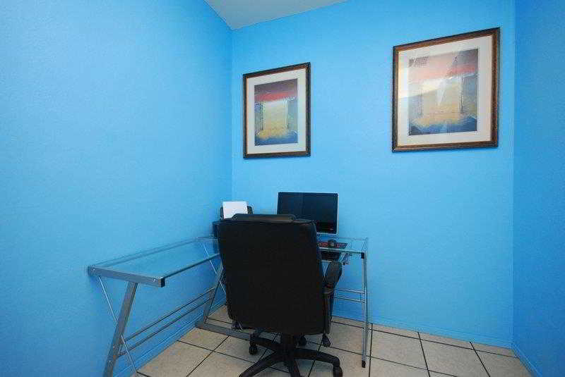 Best Western Jacksonville Inn Бизнес снимка